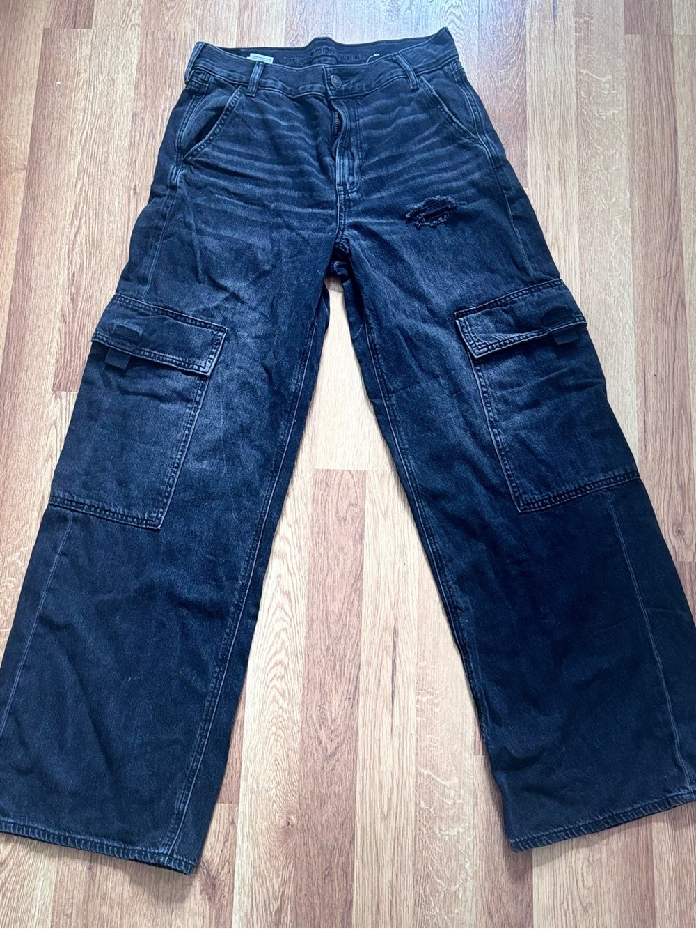 American eagle cargo pants